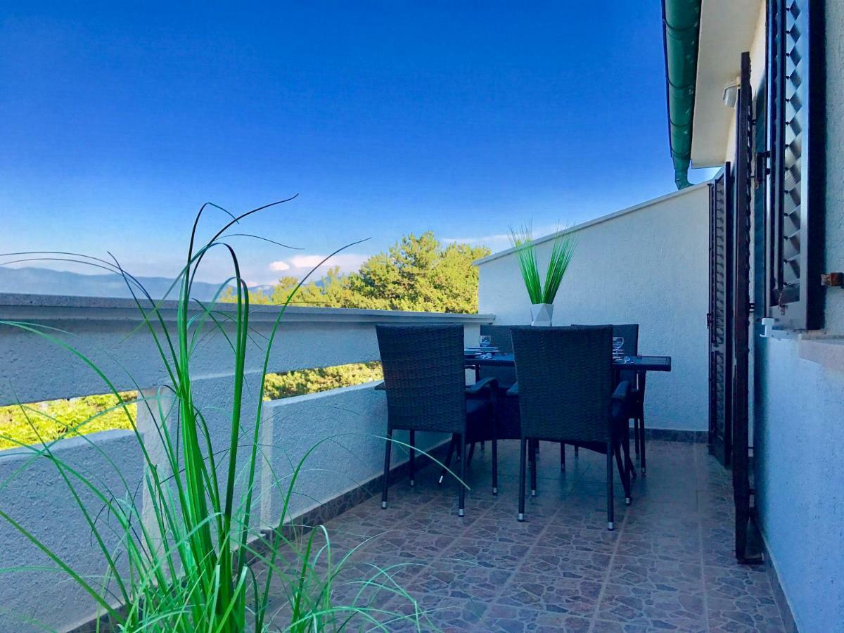 Apartmani Lisac Baska  Bagian luar foto