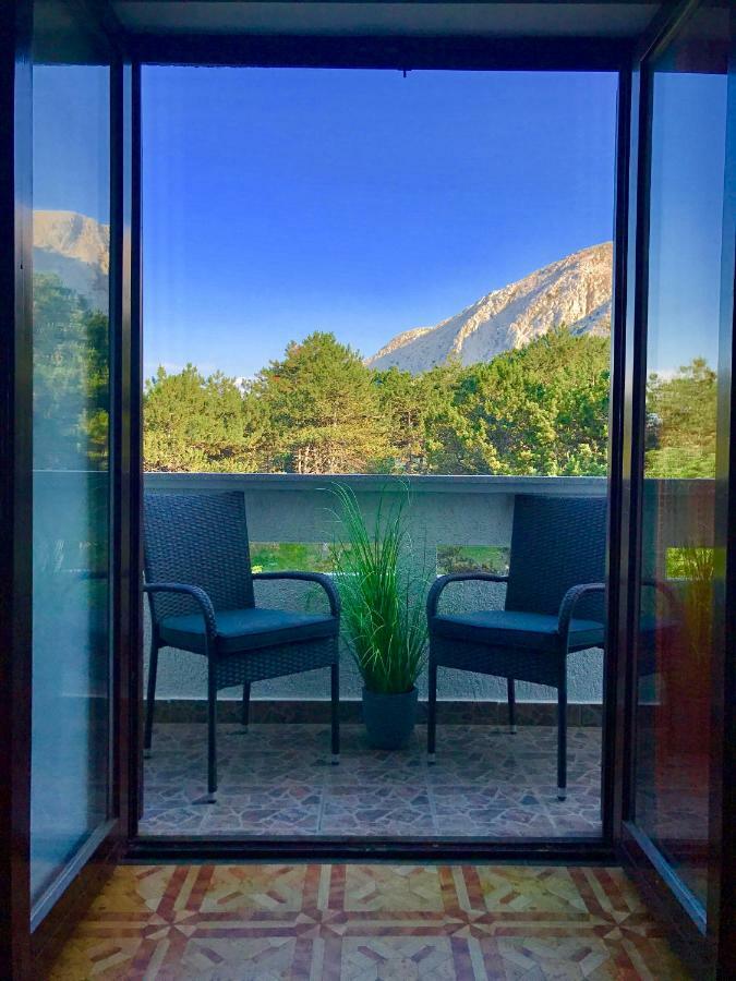 Apartmani Lisac Baska  Bagian luar foto