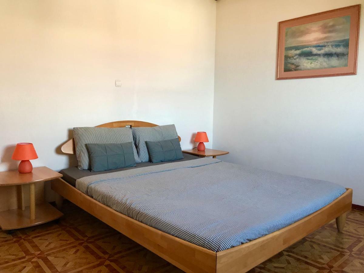 Apartmani Lisac Baska  Bagian luar foto